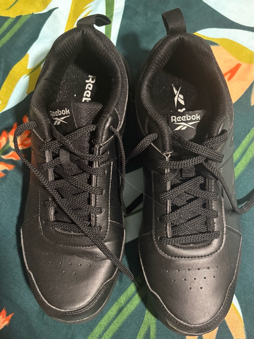Reebok Men's Black Athletic Lace-Up Sneakers